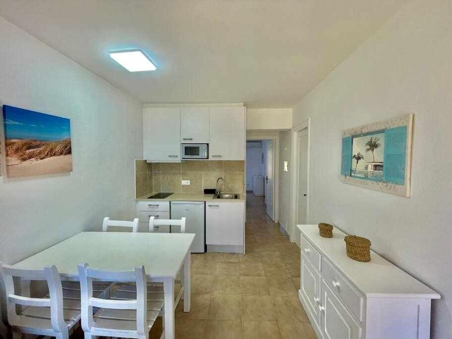 Pura Vida Apartamento Con Piscina Cala'N Blanes  ภายนอก รูปภาพ